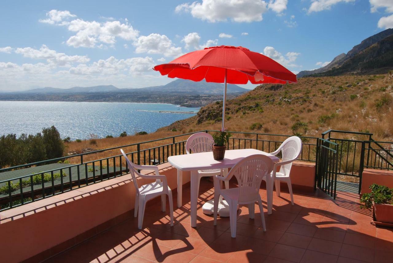 Casa Vacanze La Terrazza Sul Golfo Castellammare del Golfo Exterior photo